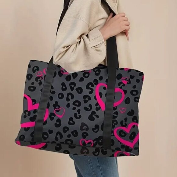 Large Capacity Polyester Tote Bag with Red Heart Leopard Print - Picture 1 of 5